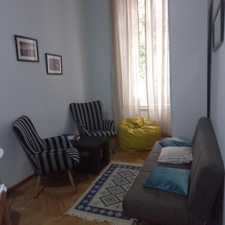 Apartment On Vera Tbilisi Bagian luar foto